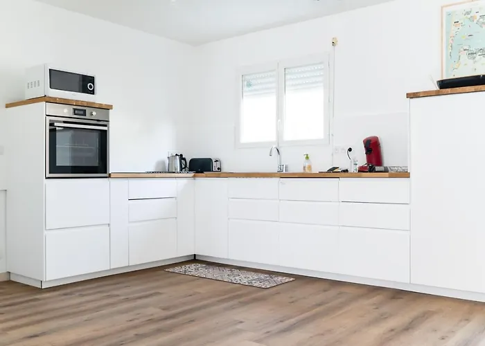 Maison De Larros, Au Calme Idealement Placee Feriehus